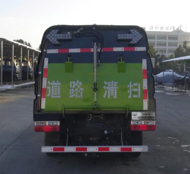 華通牌HCQ5036TSLQC型掃路車